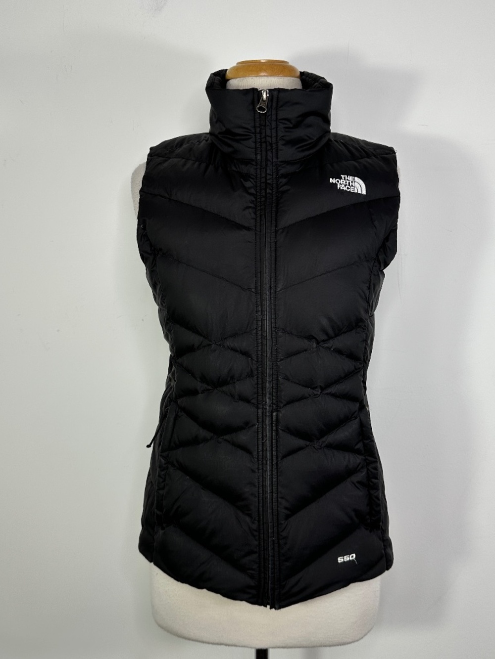 The North Face Women's 550 Fill Down Puffer Vest - Black Size Medium